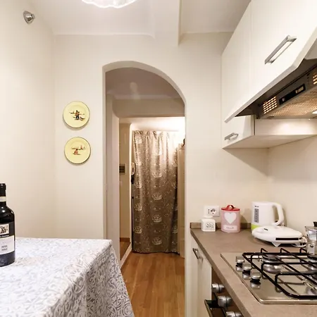 Live The Charm Of Just Steps From The Duomo Apartment *