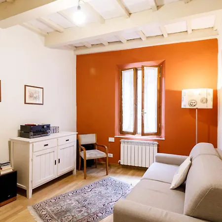 Live The Charm Of Just Steps From The Duomo * Sienne