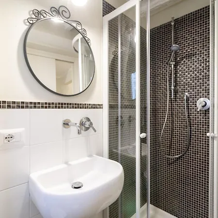 Live The Charm Of Just Steps From The Duomo * Sienne