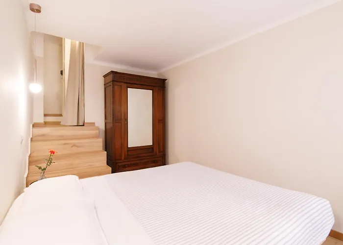 Guesthost - Live The Charm Of Siena Apartment *