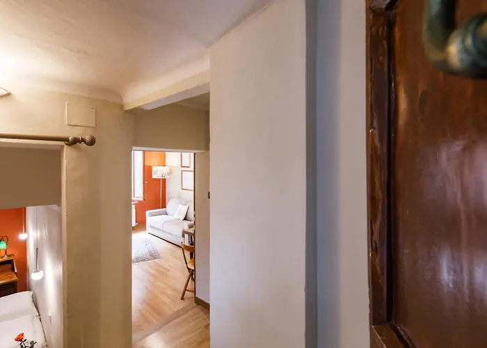 Guesthost - Live The Charm Of Siena Apartment